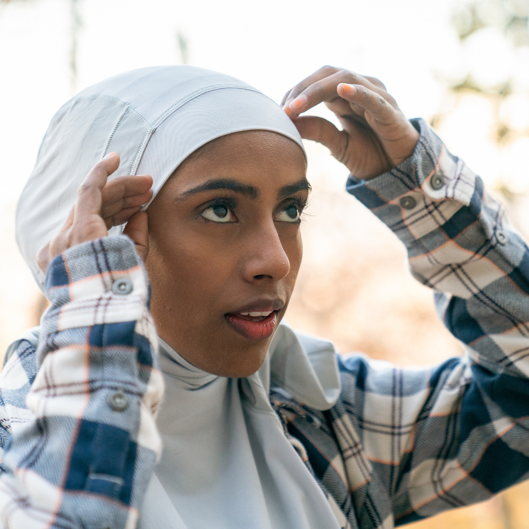 Outdoor Research ActiveIce Hijab | Cooling Outdoor Activewear